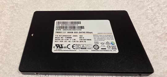 Samsung PM863 960GB 2.5" SATA 6Gbps Enterprise SSD (MZ-7LM9600 / MZ7LM960HCHP)