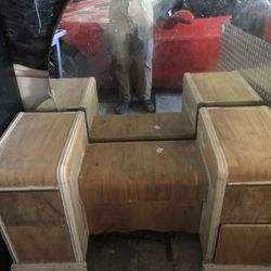 Antique Vanity With Mirror