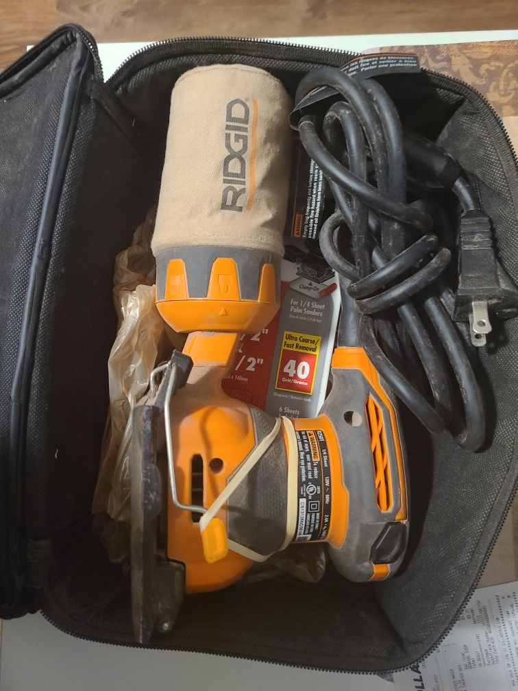 Ridgid R2501 Sander