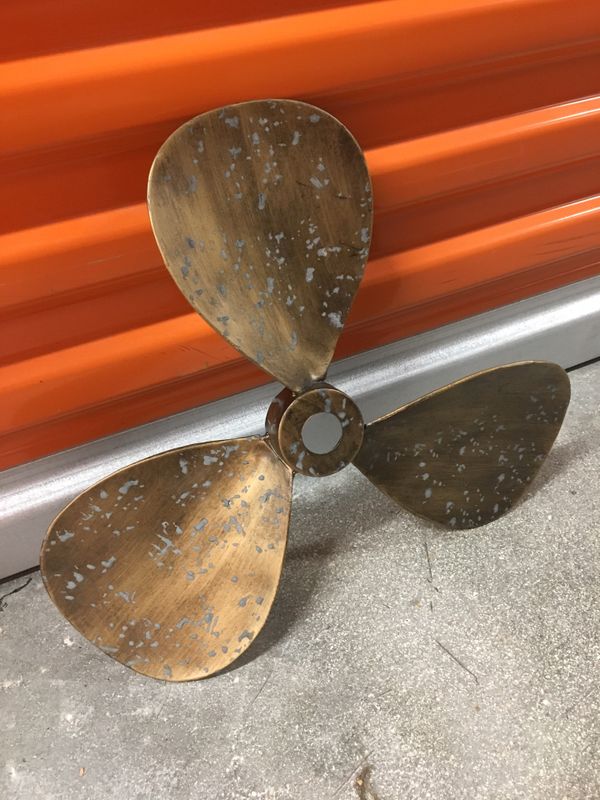 15” ‘Vintage Boat Propeller’ Nautical Wall Decor (Metal