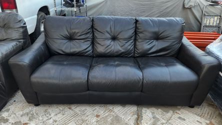Black Couch Good Condition