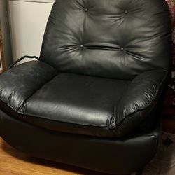 Bluetooth Leather Chair 