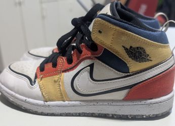 Jordan 1 Boys Size 2.5 Shoes