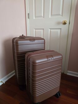 Beis Luggage - Carry On and Medium Checked Bag