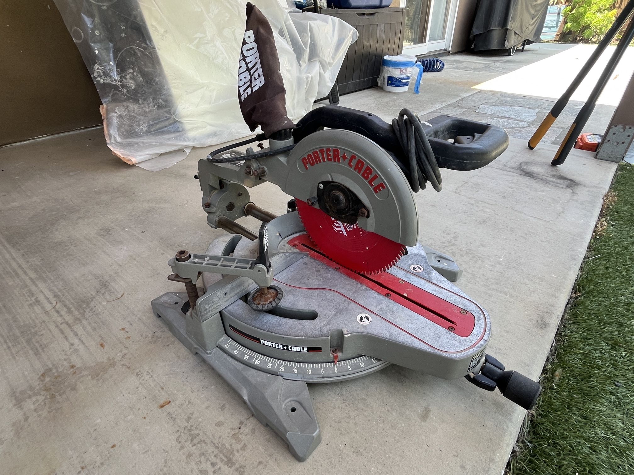 Porter Cable 10” Compound Miter Saw