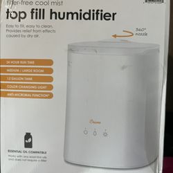 Top Fill Humidifier With LED light BRAND NEW IN THE BOX 