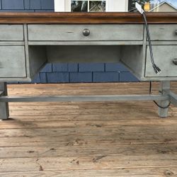 Costco Desk And Chair