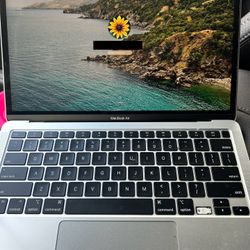 MacBook Pro 13 Inch With Touch Bar