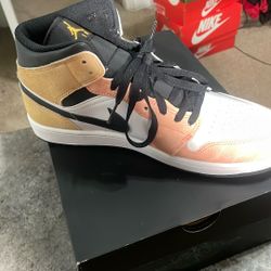 Air Jordan’s  1 Mid Se