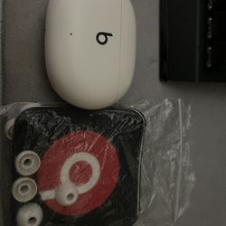 Beats Studio Buds + 