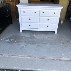 White 6 Drawer Dresser 