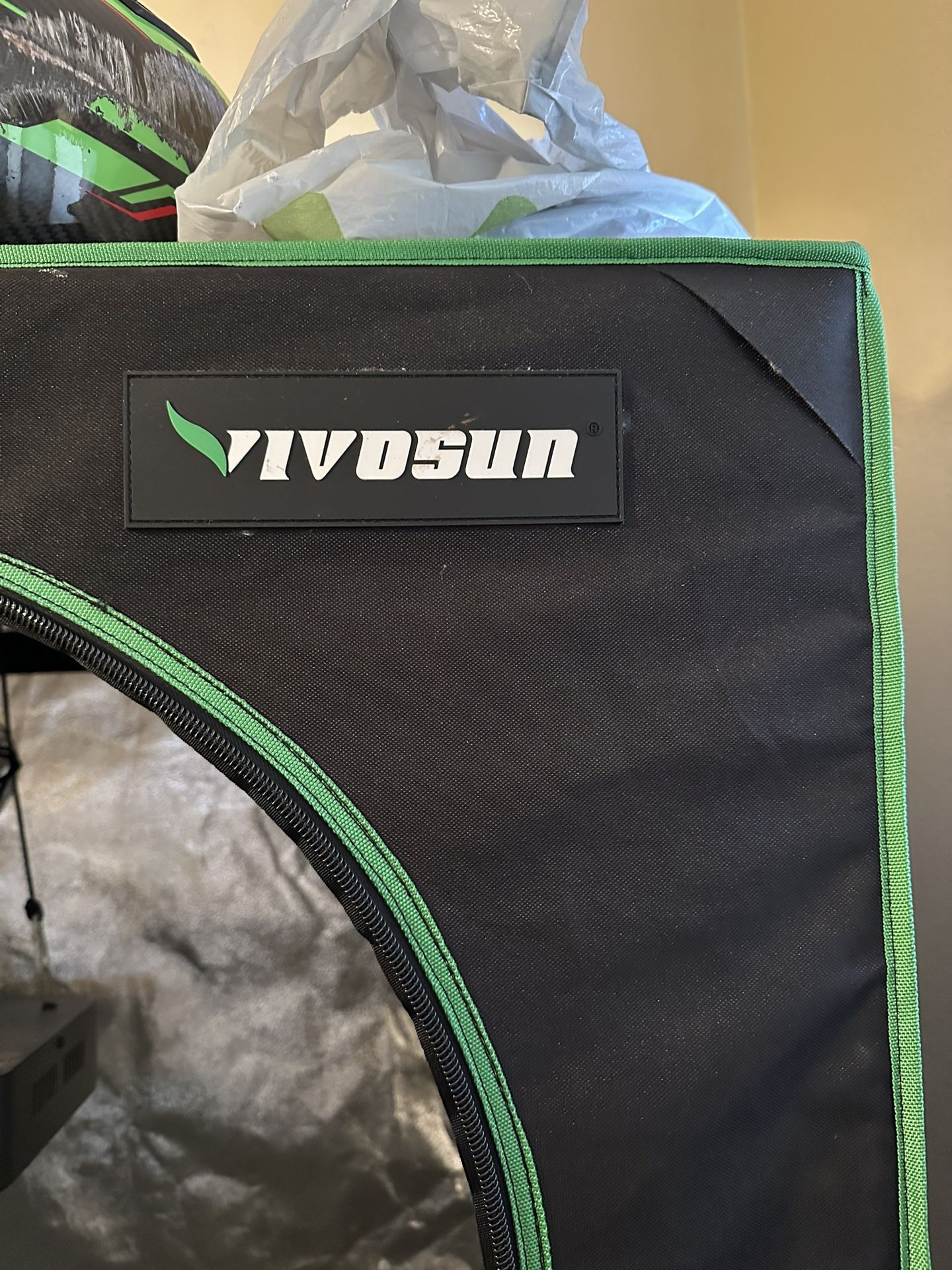 Vivosun 4x2x4 Foot Grow Tent With LED light 