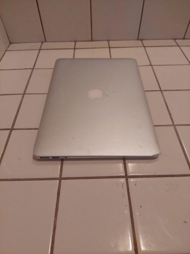 Apple MacBook Air 