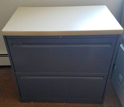 File cabinet with lock & key