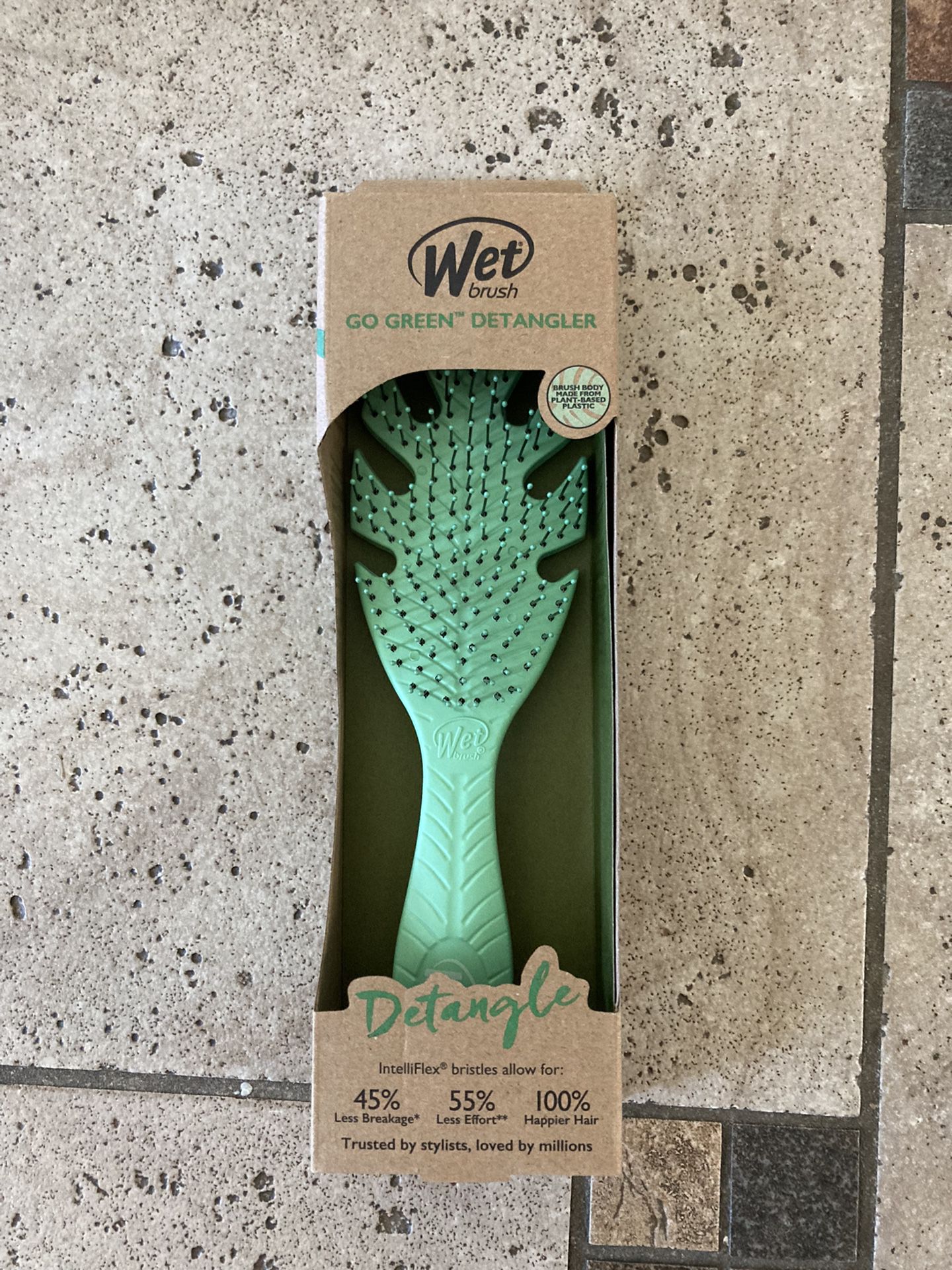 NWT Wet Brush Go Green Detangler