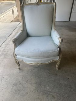 Beautiful Vintage French Style Bergere Louie XV Style Chair