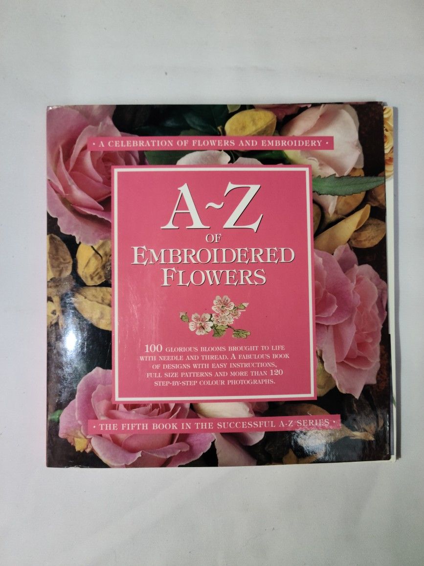 A-Z of Embroidered Flowers by As E Magazine Staff (2003, Trade Paperback)