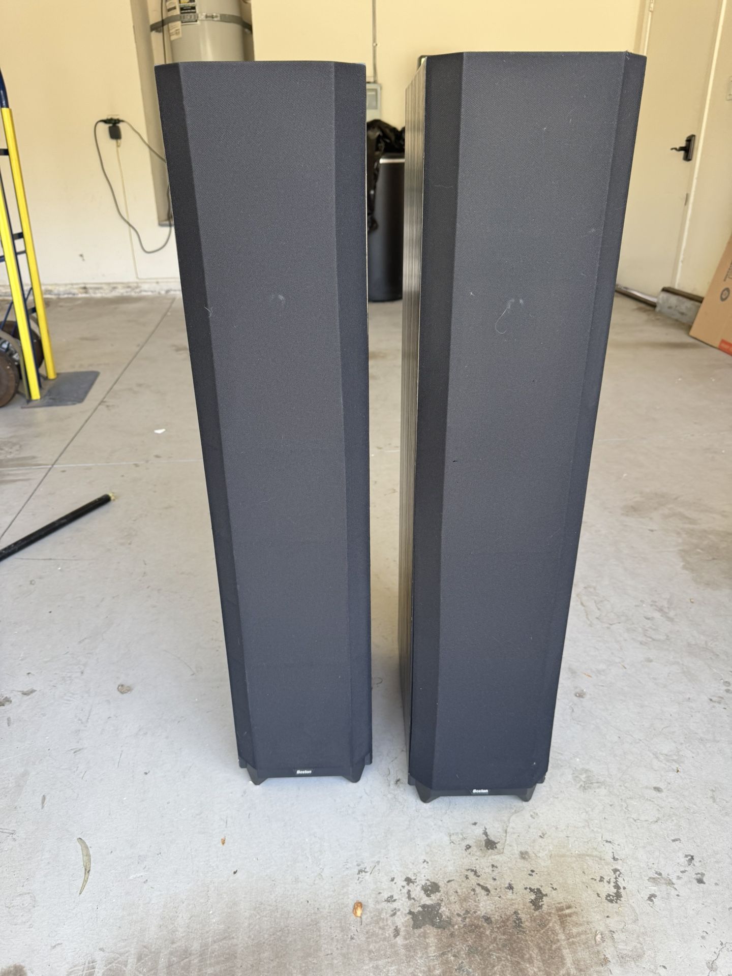 Boston Acoustics VR40 Speakers
