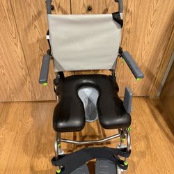 Raz Designs RAZ-AP Shower Chair