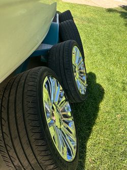 24 inch Escalade platinum reps