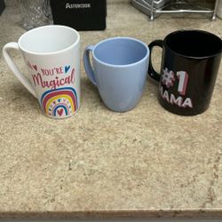 3 Mugs