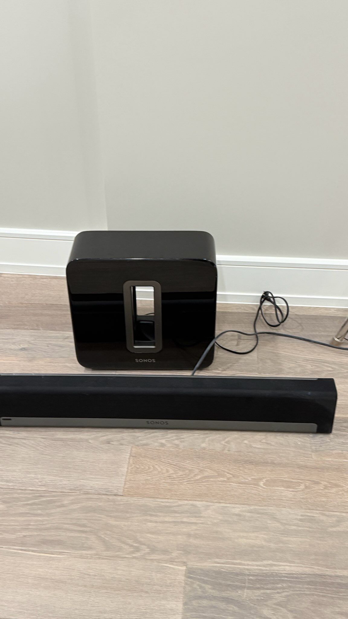 Sonos Subwoofer & Soundbar