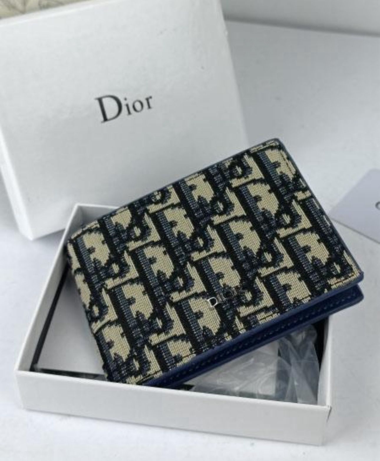 DIOR WALLET