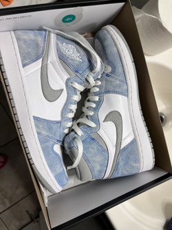 AJ1 High Hyper Royale