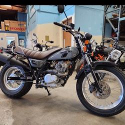 2019 Suzuki 200