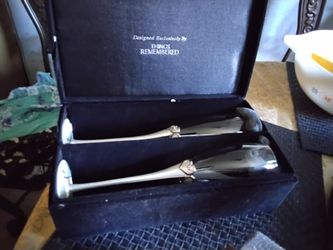 Wedding set of champagne cups
