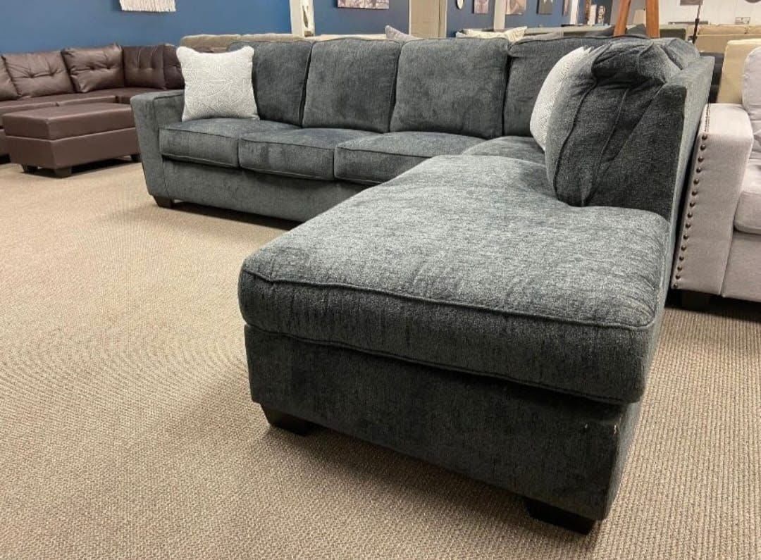 Altari Slate 2pc Sectional Sofa w/ Chaise