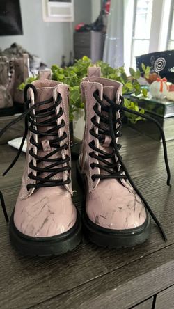Celia Tam Booties -Pink marble- Kids size 11