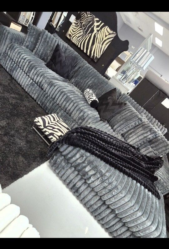 ✨️XL Sectional Sofas✨️ Furniture Queen Bedrooms Dining Avail