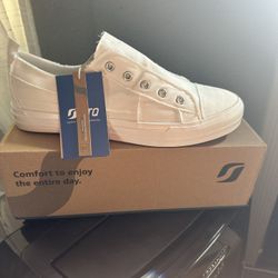 Womens Shoes 