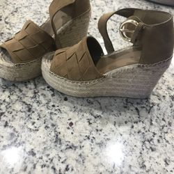 Marc Fisher Wedge Brand New Size 8