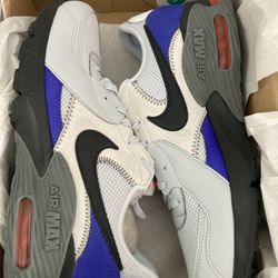 Nike AirMax Emcee Size 11.5