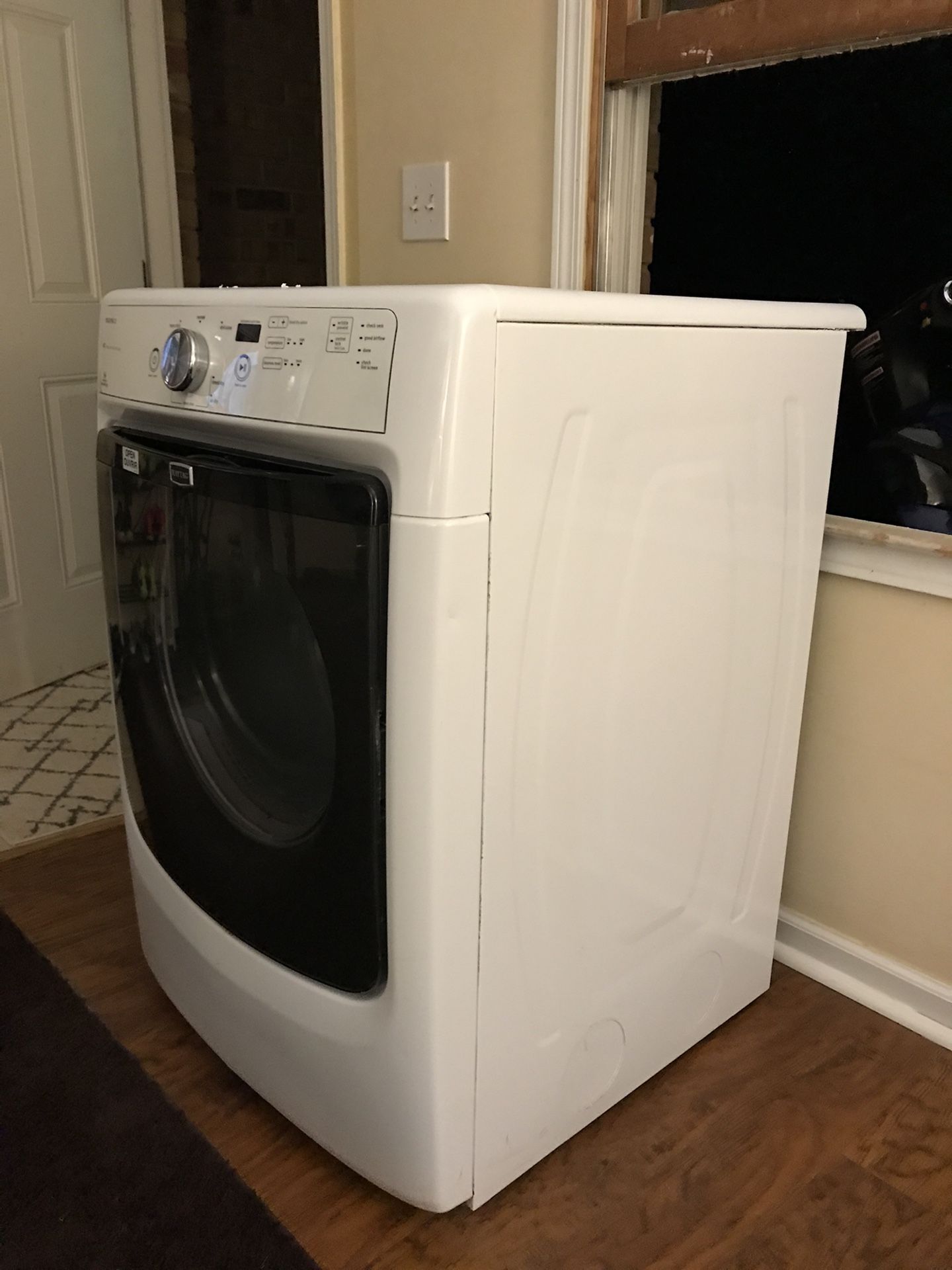 Selling Dryer Good Working No Problems Must come pick up for Sale in Suwanee, GA OfferUp