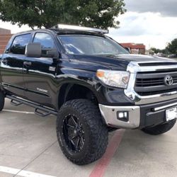 2015 TOYOTA TUNDRA 