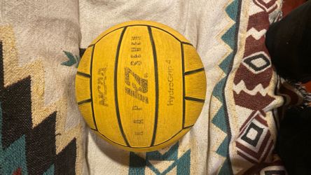 NCAA K7 Hydrogrip Collegiate Water Polo Ball