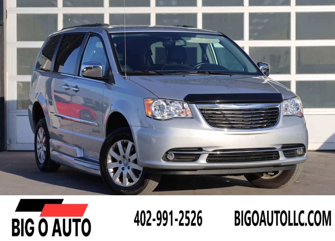 2012 Chrysler Town & Country