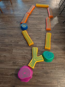 Kids Plastic Logs & Stumps Obstacle Course Set