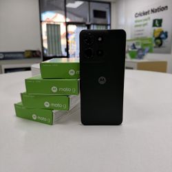 4 Free Moto Phones