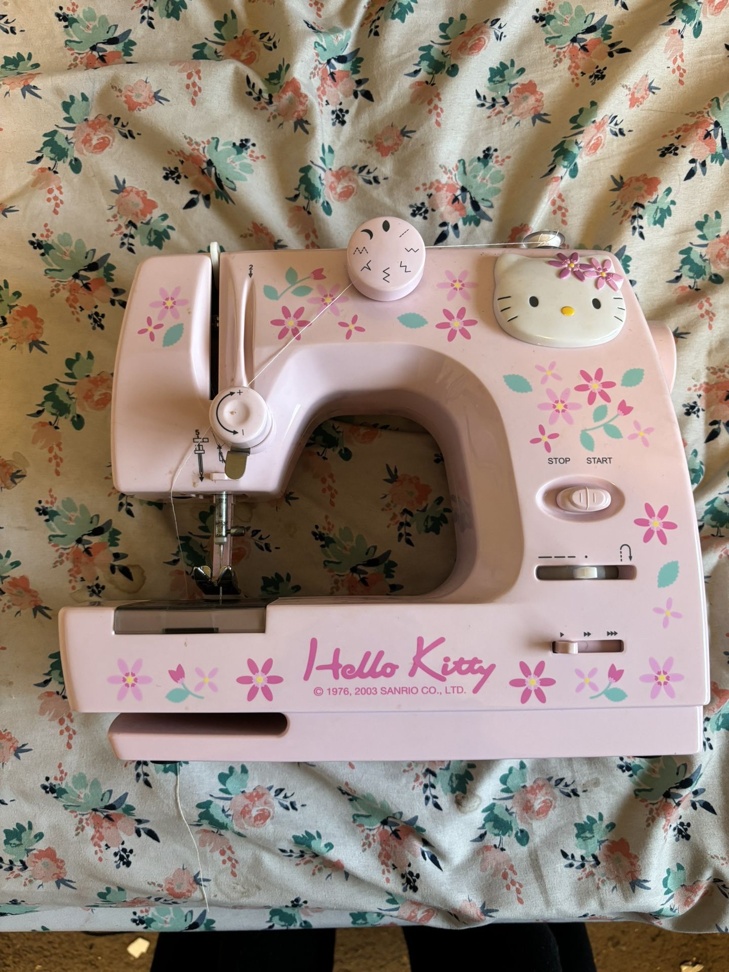 hello kitty sewing machine