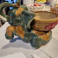 Cute Elephant Planter Plant Pot Stand Dexor NEW IN BOX