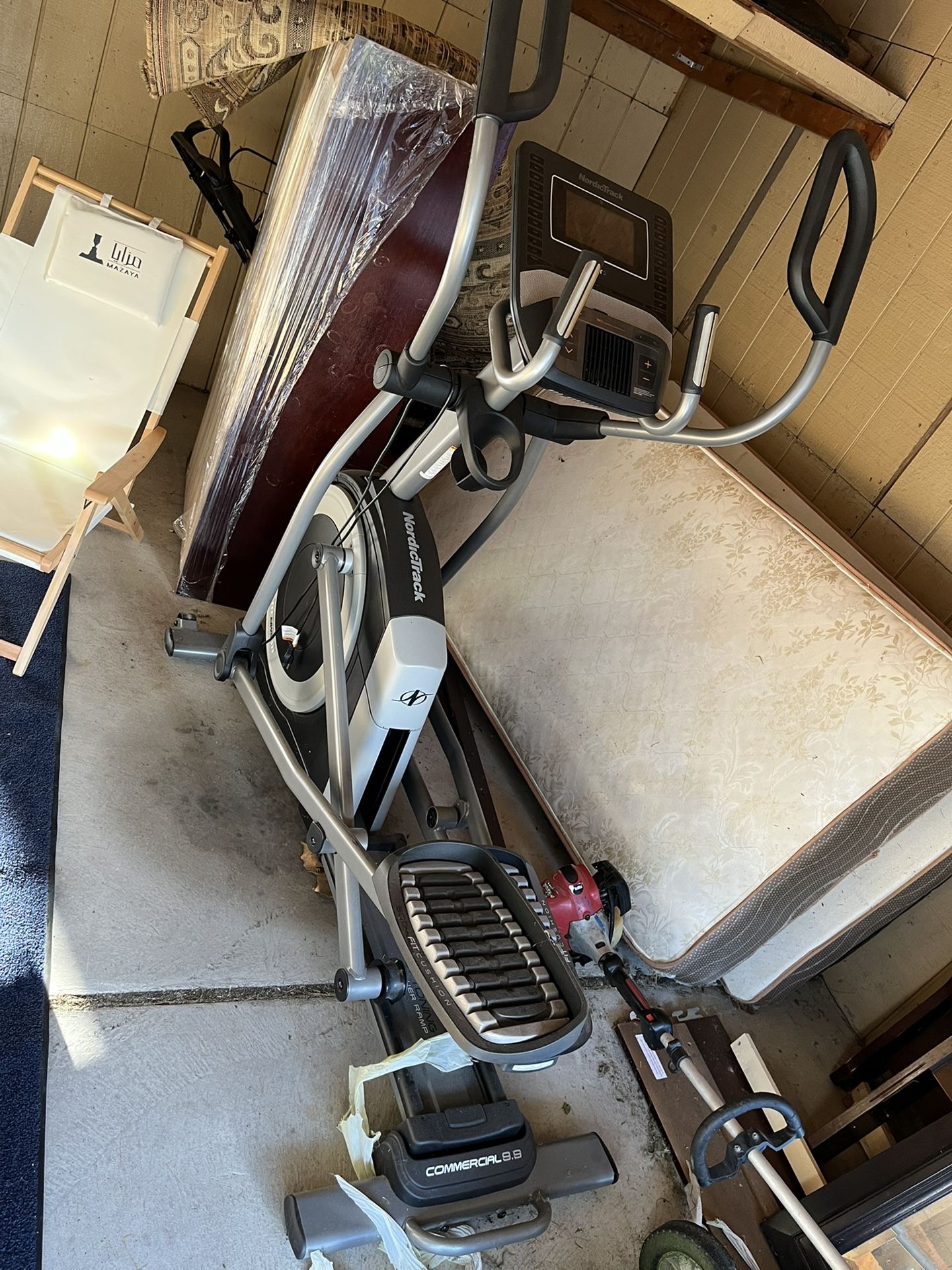 NordicTrack Commercial 9.9 iFIT Elliptical