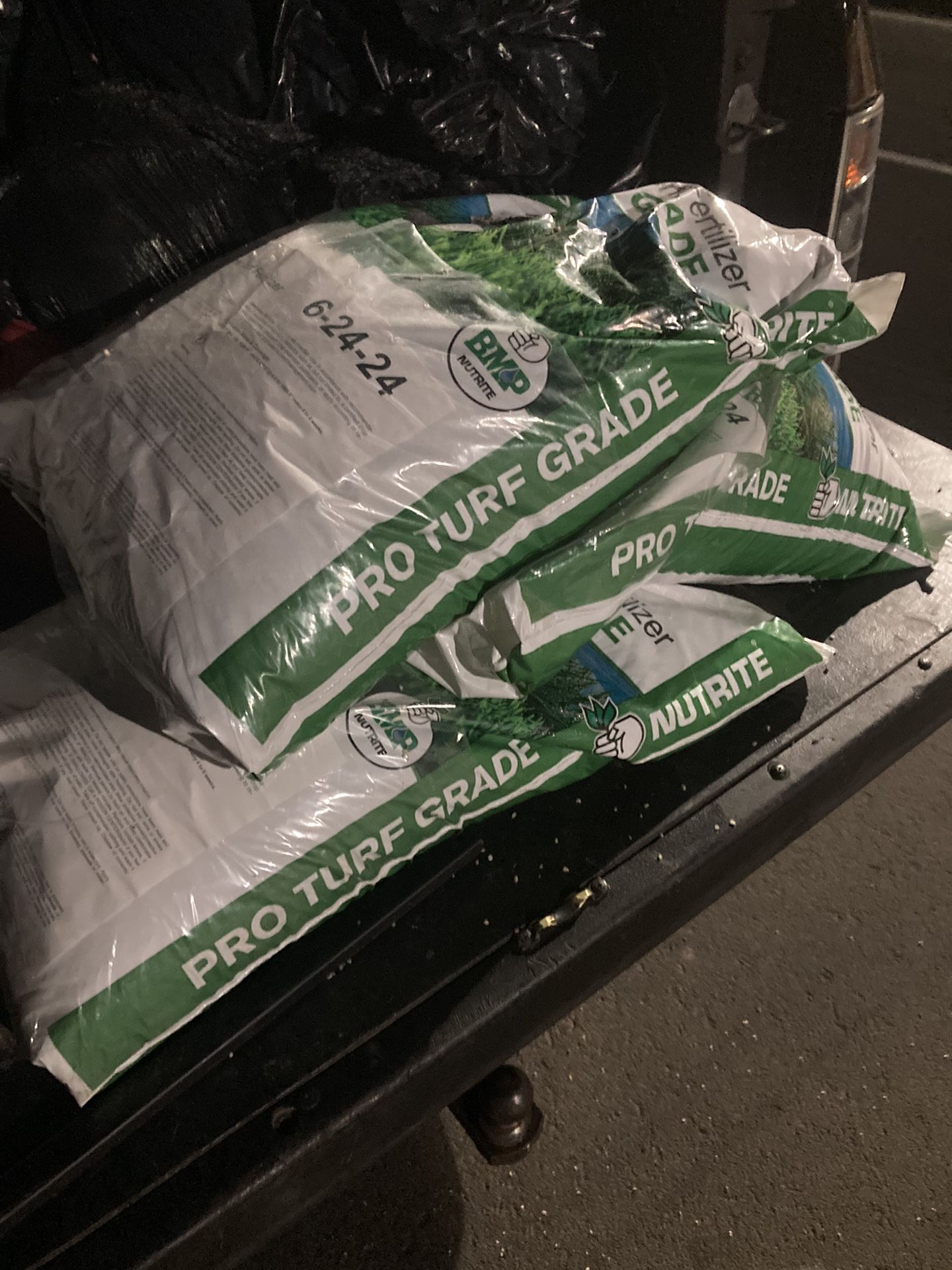 professional turf fertilizer