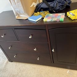 Dresser Chocolate Or Dark Brown