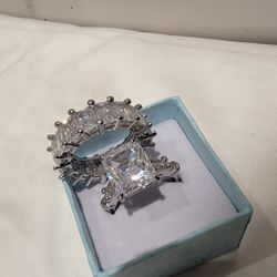 New Luxury Diamond Ring Set Size 7