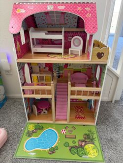 Wooden Dollhouse with Furniture and Accessories