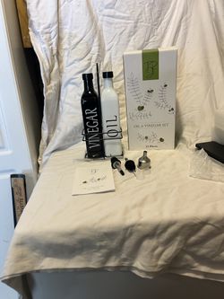 New Oil & Vinegar set 11 PCs